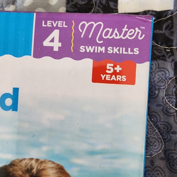 Swim Inflatable Kickboard - Picture 2 of 5